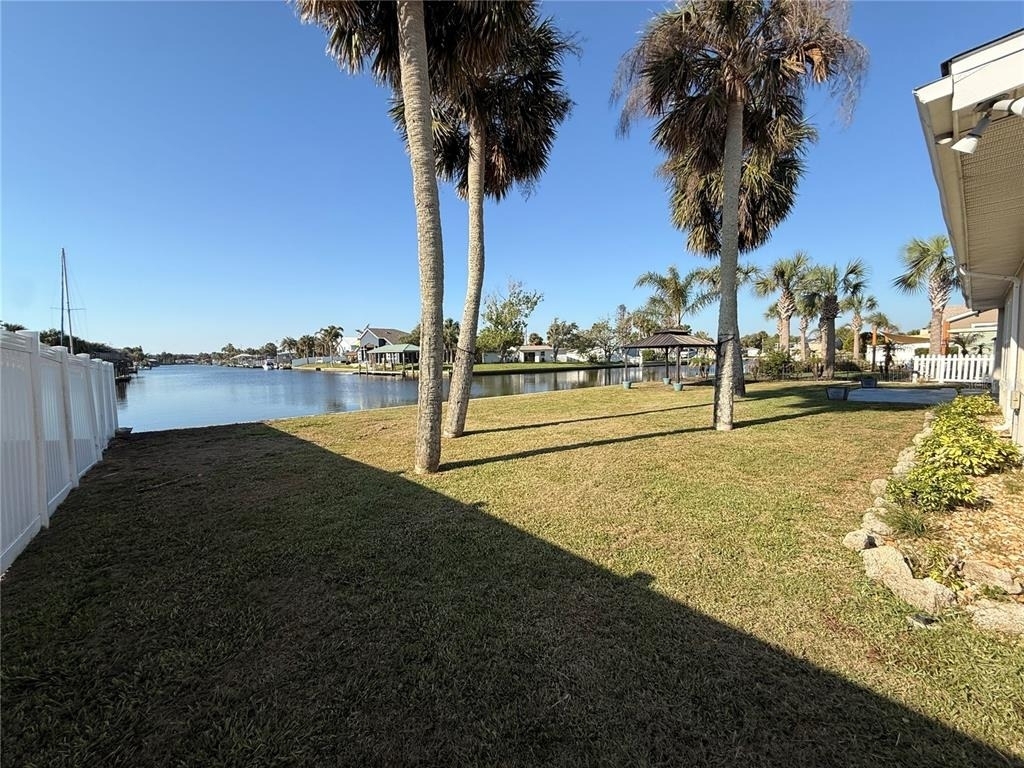 360 Palm Circle - Photo 14