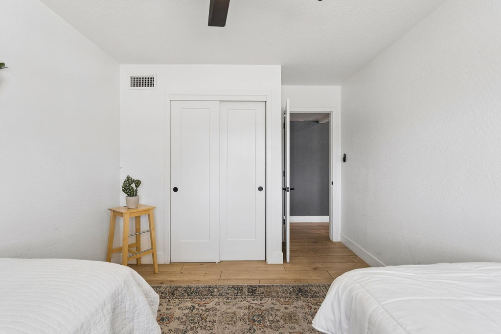7616 E 3rd Street - Photo 24