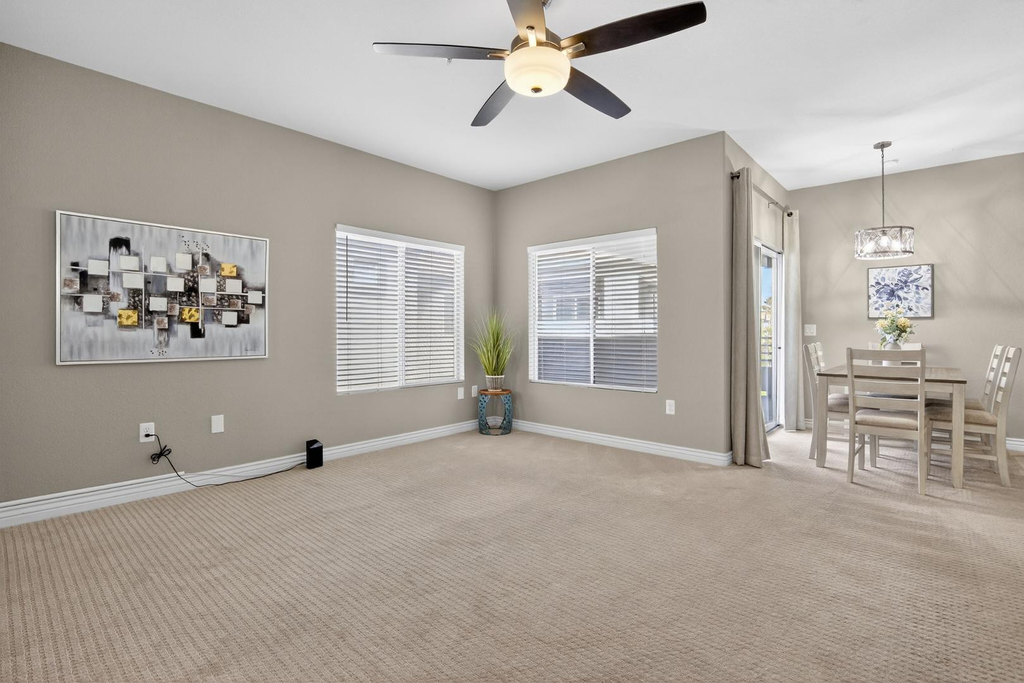7401 W Arrowhead Clubhouse Drive - Photo 3