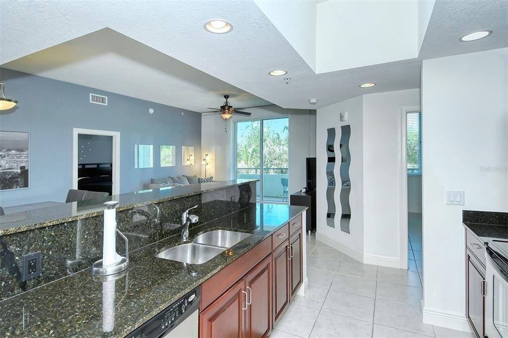 800 N Tamiami Trail - Photo 18