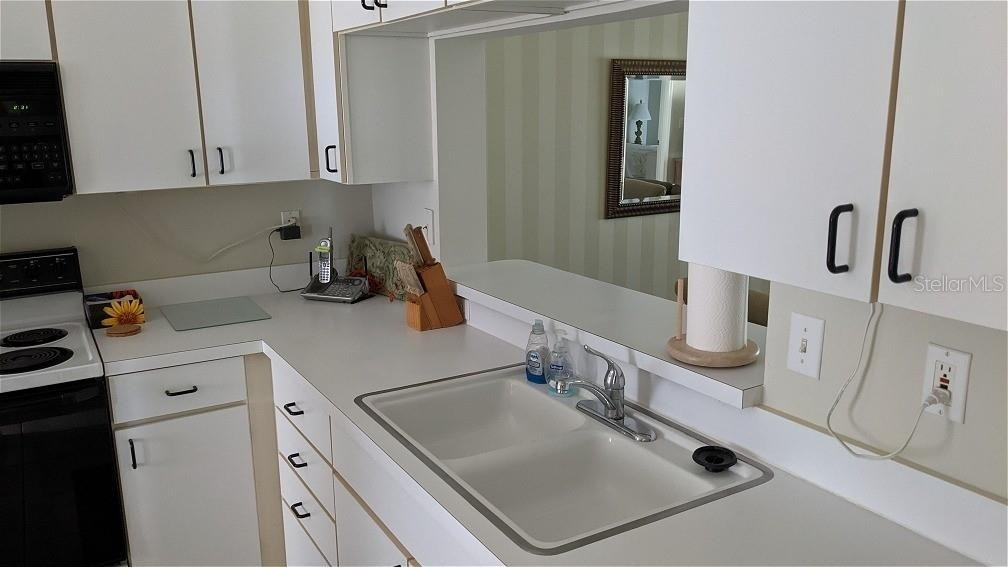 9300 Clubside Circle - Photo 2