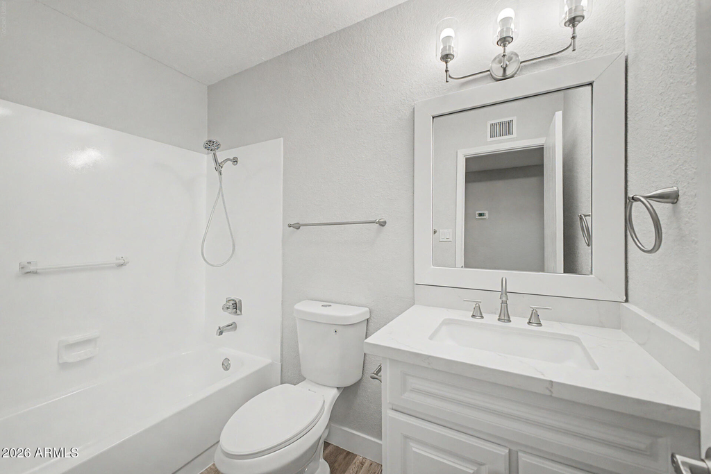 1432 S Oracle -- - Photo 22