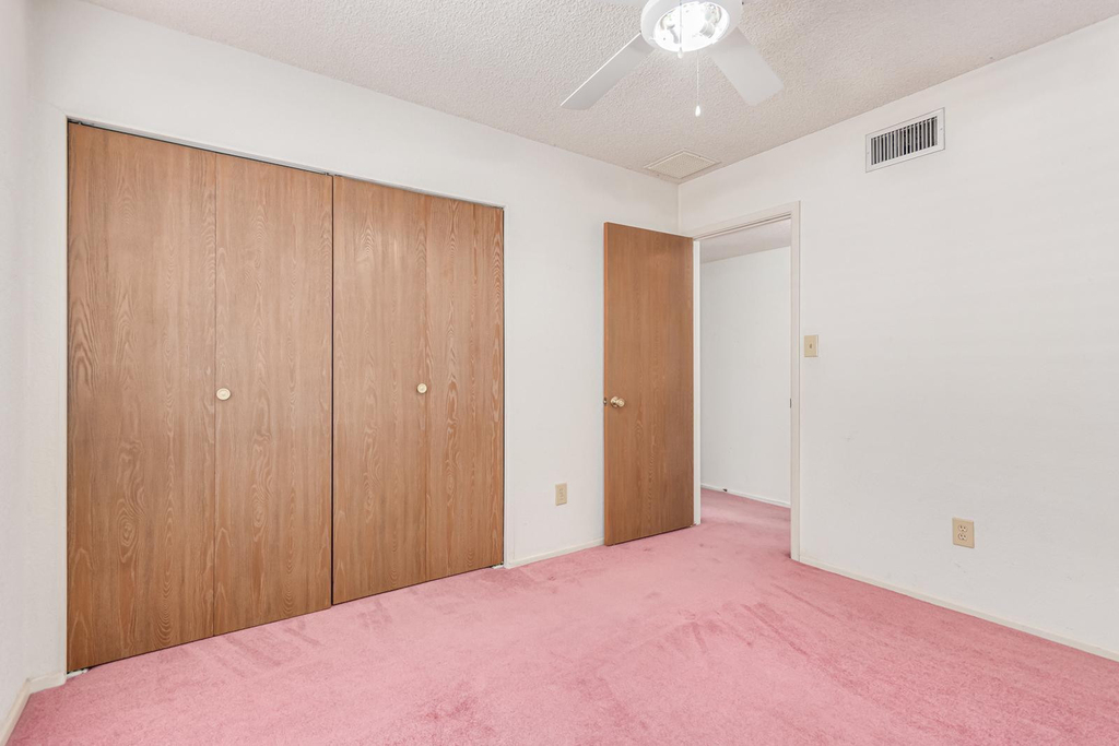 1432 S Oracle -- - Photo 7