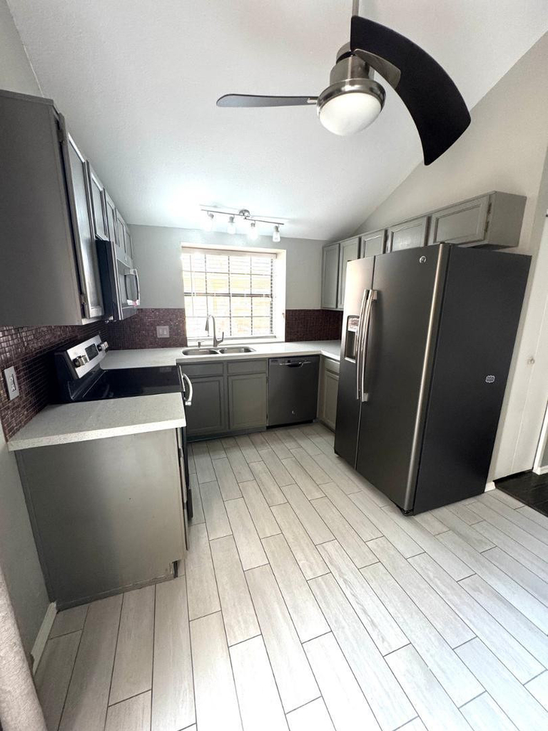 4901 E Kelton Lane - Photo 8