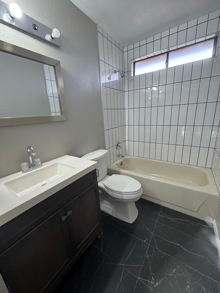 4901 E Kelton Lane - Photo 14