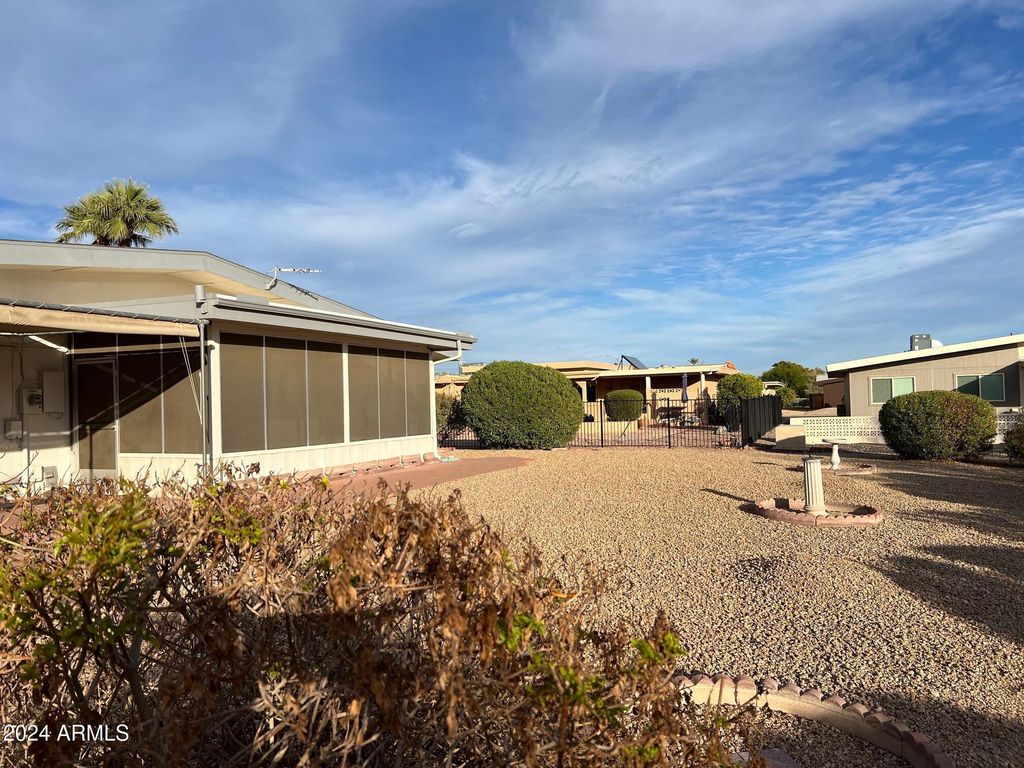 10641 W Boswell Boulevard - Photo 29