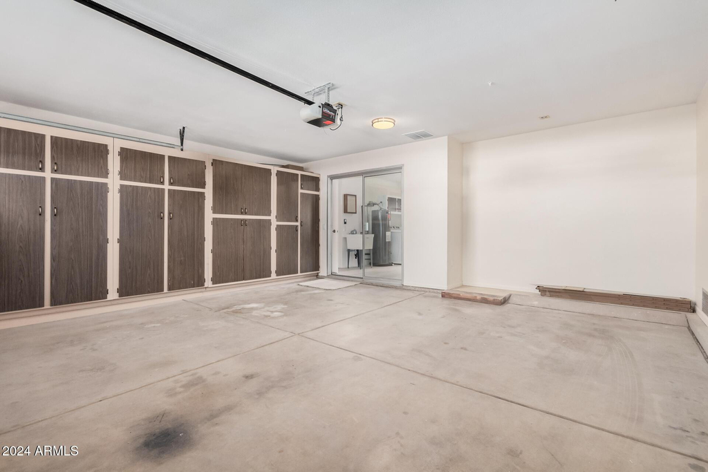 10641 W Boswell Boulevard - Photo 24