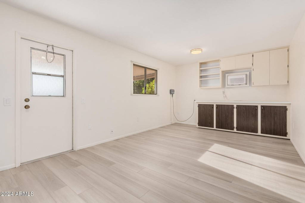 10641 W Boswell Boulevard - Photo 10