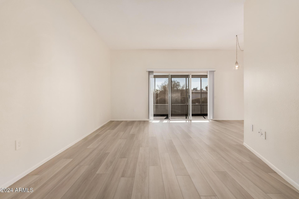 10641 W Boswell Boulevard - Photo 13