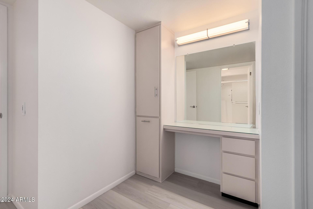 10641 W Boswell Boulevard - Photo 8