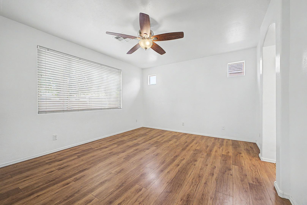15235 W Windward Avenue - Photo 14