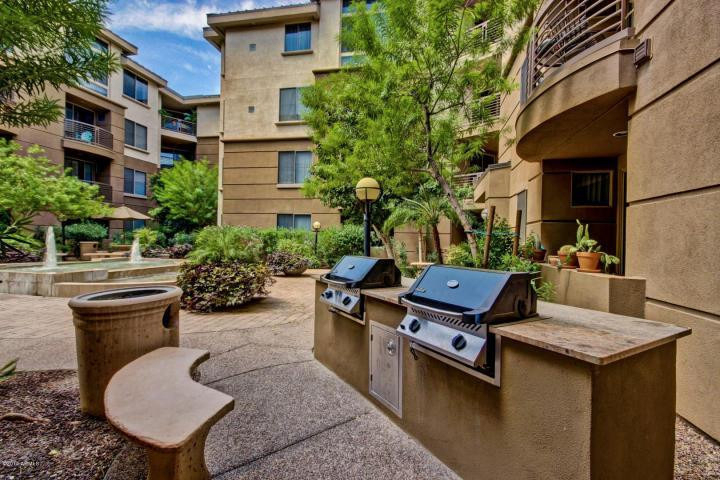 1701 E Colter - Photo 1
