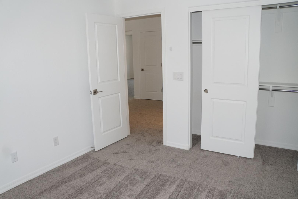 3809 N 100th Drive - Photo 3