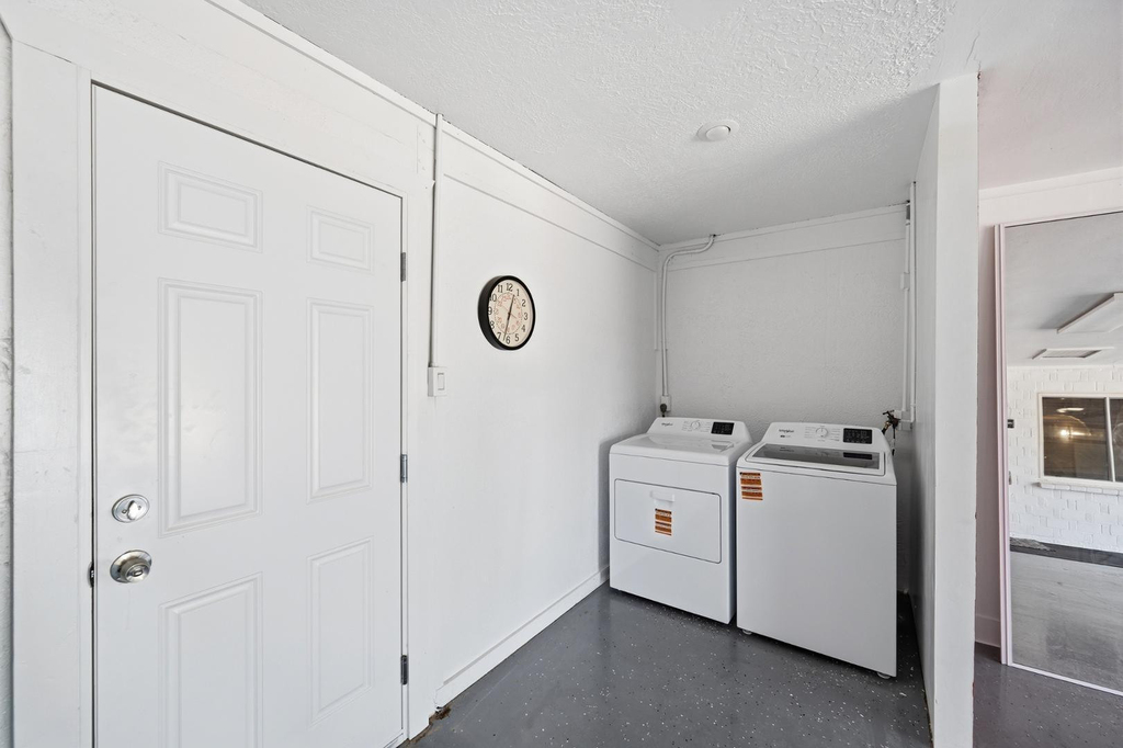 8639 E Virginia Avenue - Photo 8