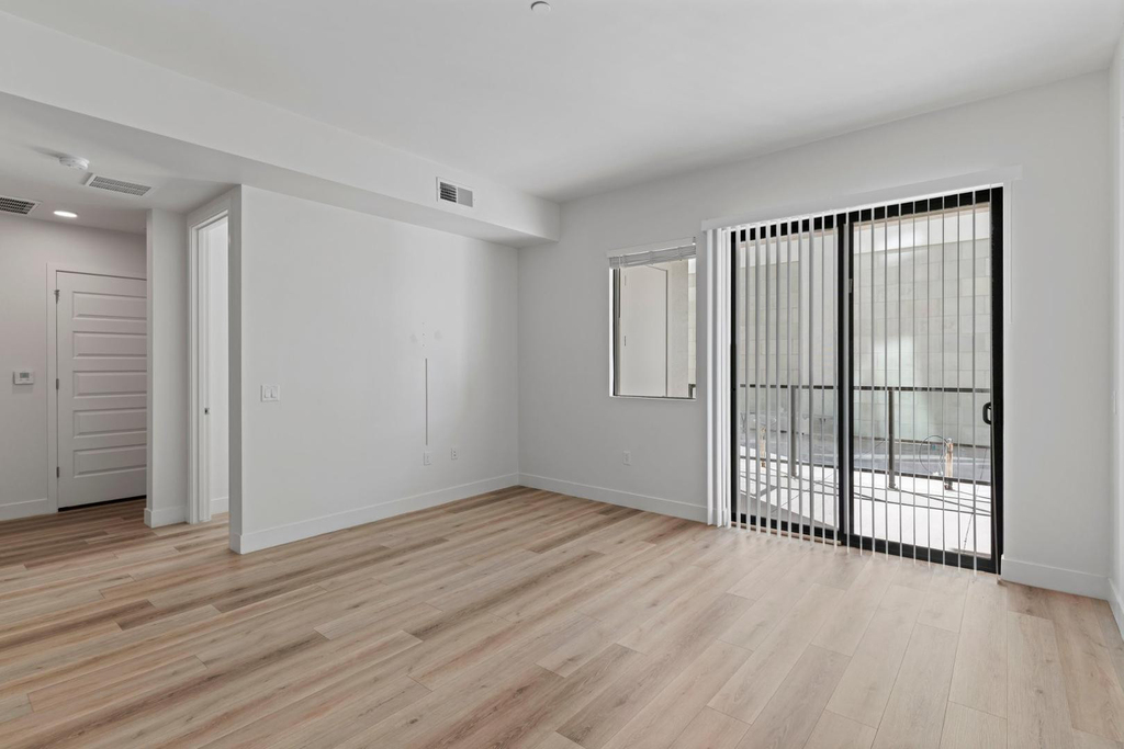 7300 E Earll Drive - Photo 8
