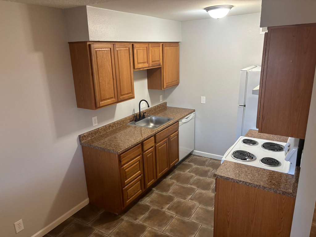 321 N Horne Road - Photo 5