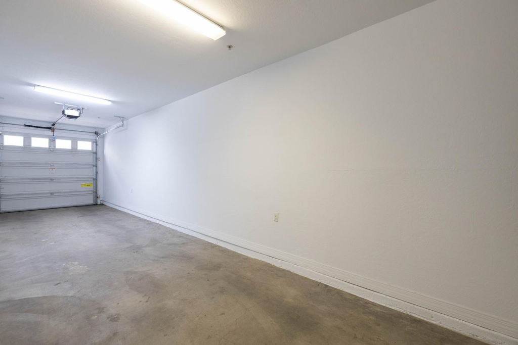 615 E Portland Street - Photo 8