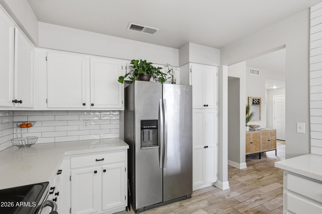 11515 N 91st Street - Photo 18