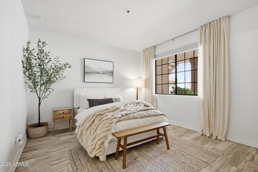 11515 N 91st Street - Photo 6