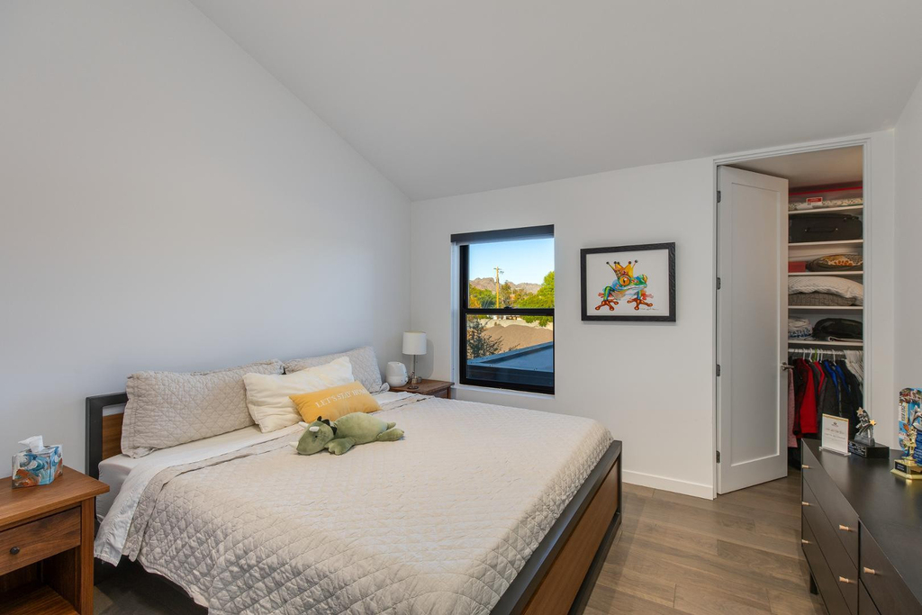 1341 E Pomelo Grove Lane - Photo 9