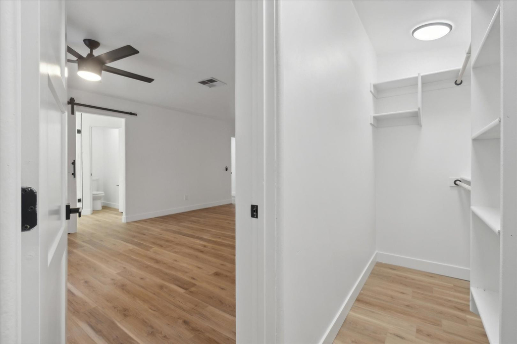8525 E Clarendon Avenue - Photo 15