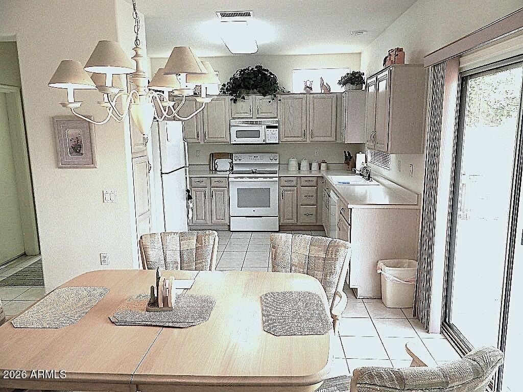 22520 N Via De La Caballa -- - Photo 6