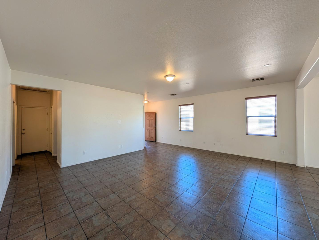 7323 W St Charles Avenue - Photo 11