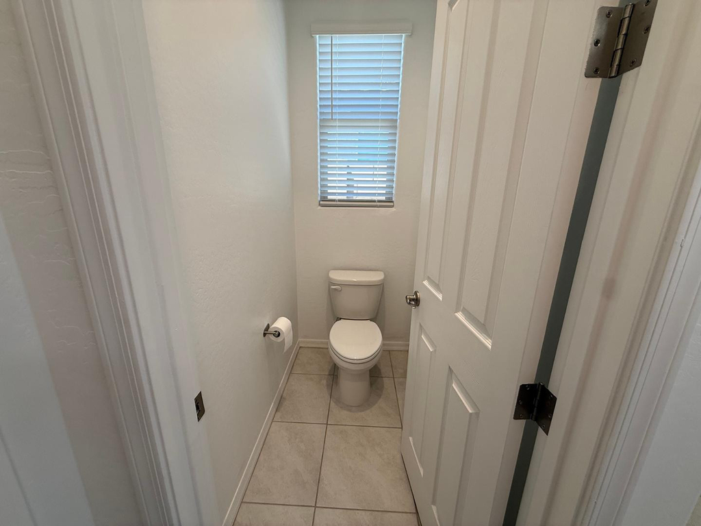 15744 W Jefferson Street - Photo 19