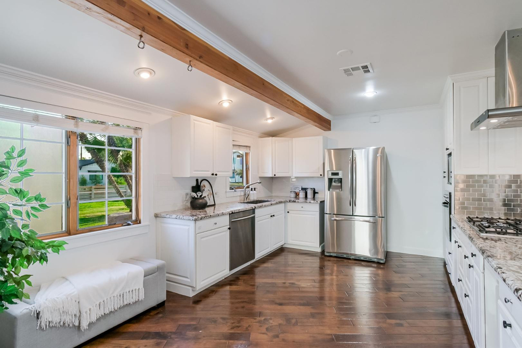 5328 E Pinchot Avenue - Photo 3