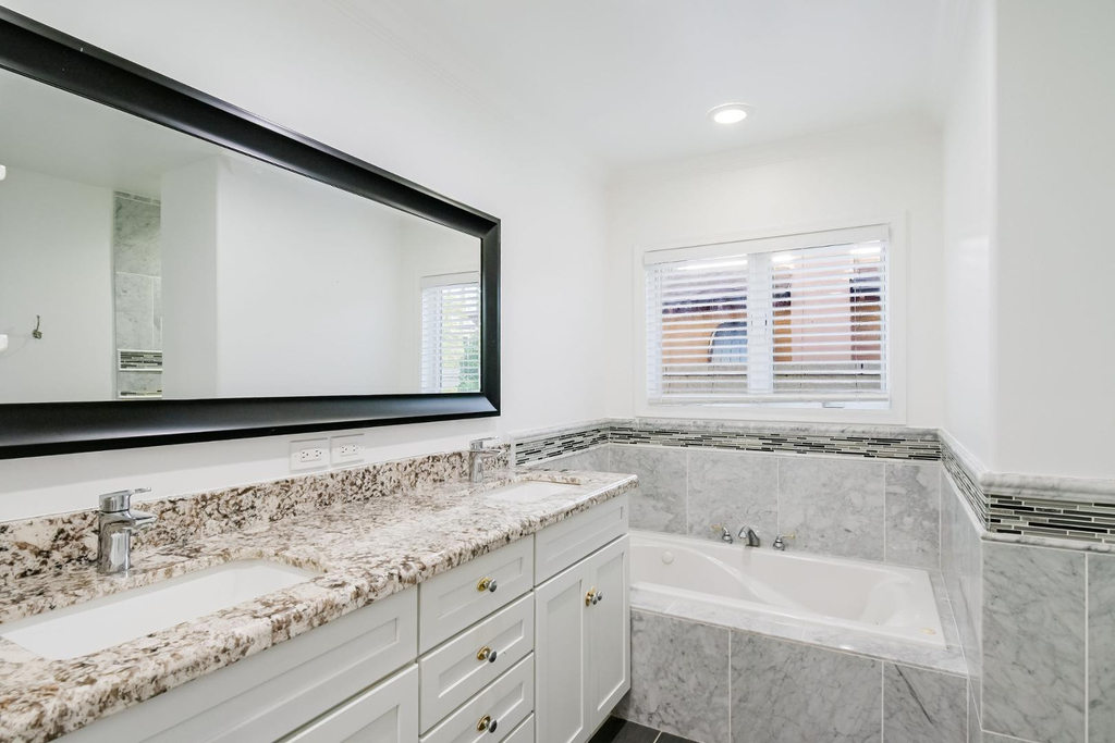 5328 E Pinchot Avenue - Photo 12