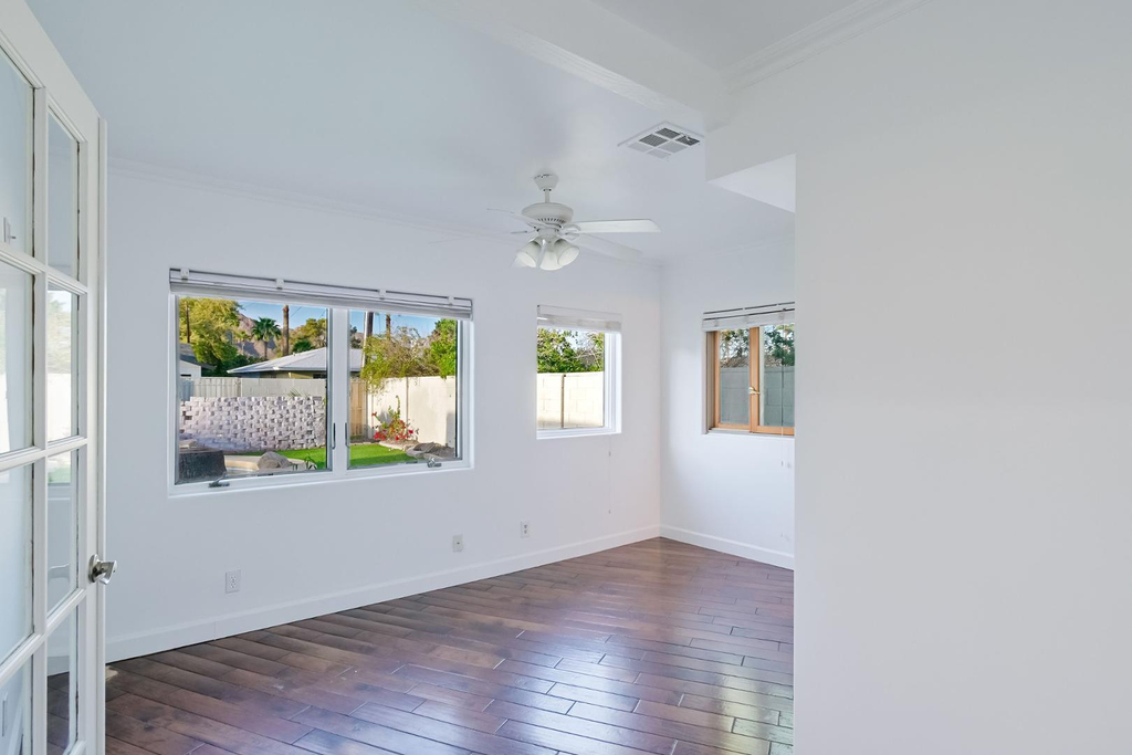 5328 E Pinchot Avenue - Photo 16