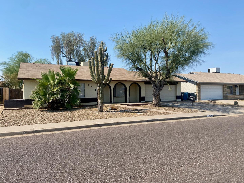 3137 W Campo Bello Drive - Photo 0