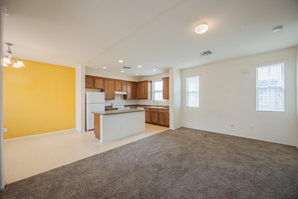 2032 N 78th Glen - Photo 3