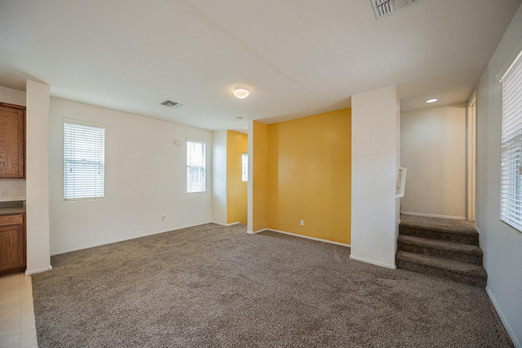 2032 N 78th Glen - Photo 4