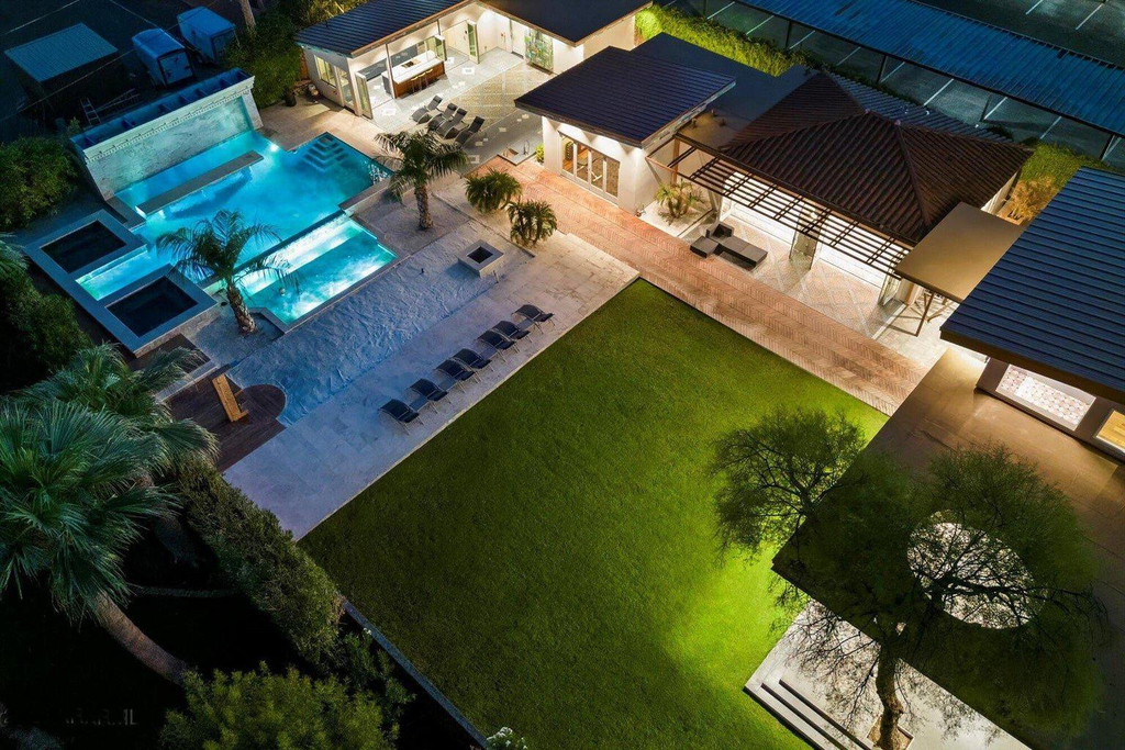 341 E Monte Vista Road - Photo 2