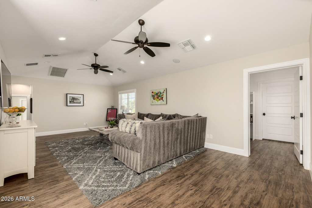 2013 E Mallory Street - Photo 31
