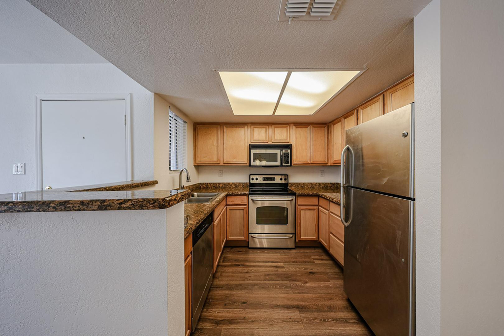 5757 W Eugie Avenue - Photo 53