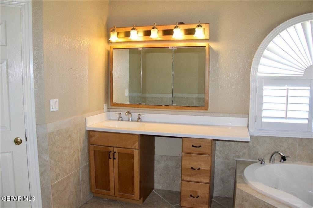 7409 Edgemere Boulevard - Photo 38