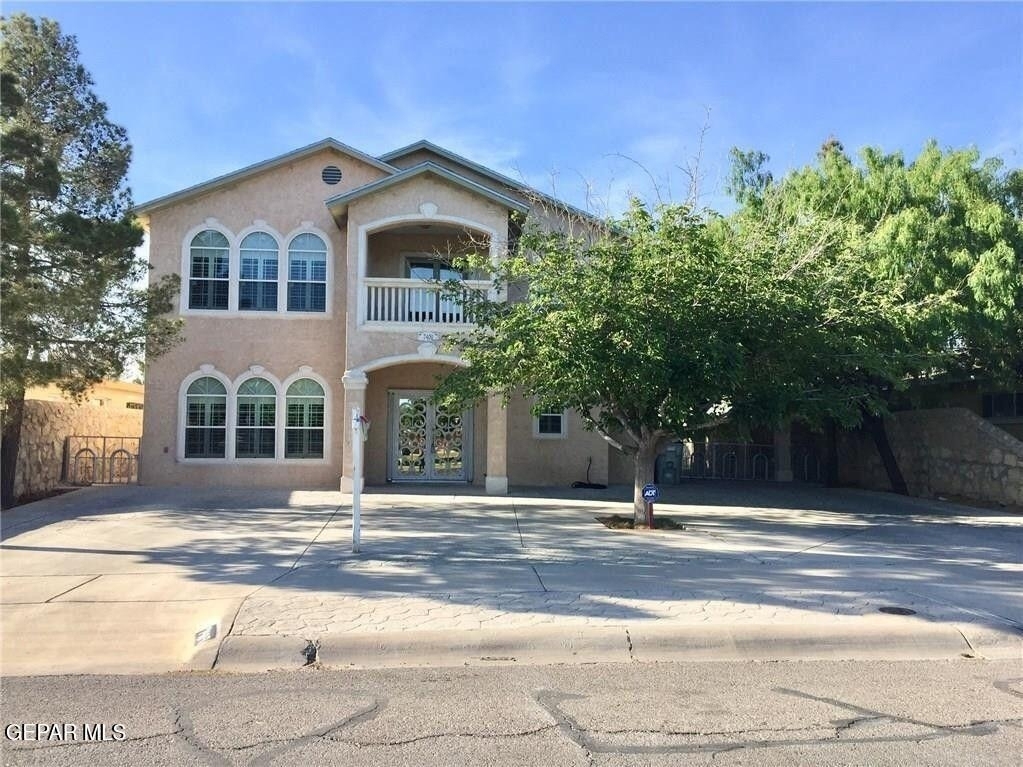 7409 Edgemere Boulevard - Photo 0