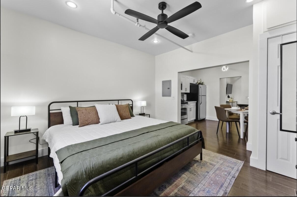 518 W San Antonio Avenue - Photo 5