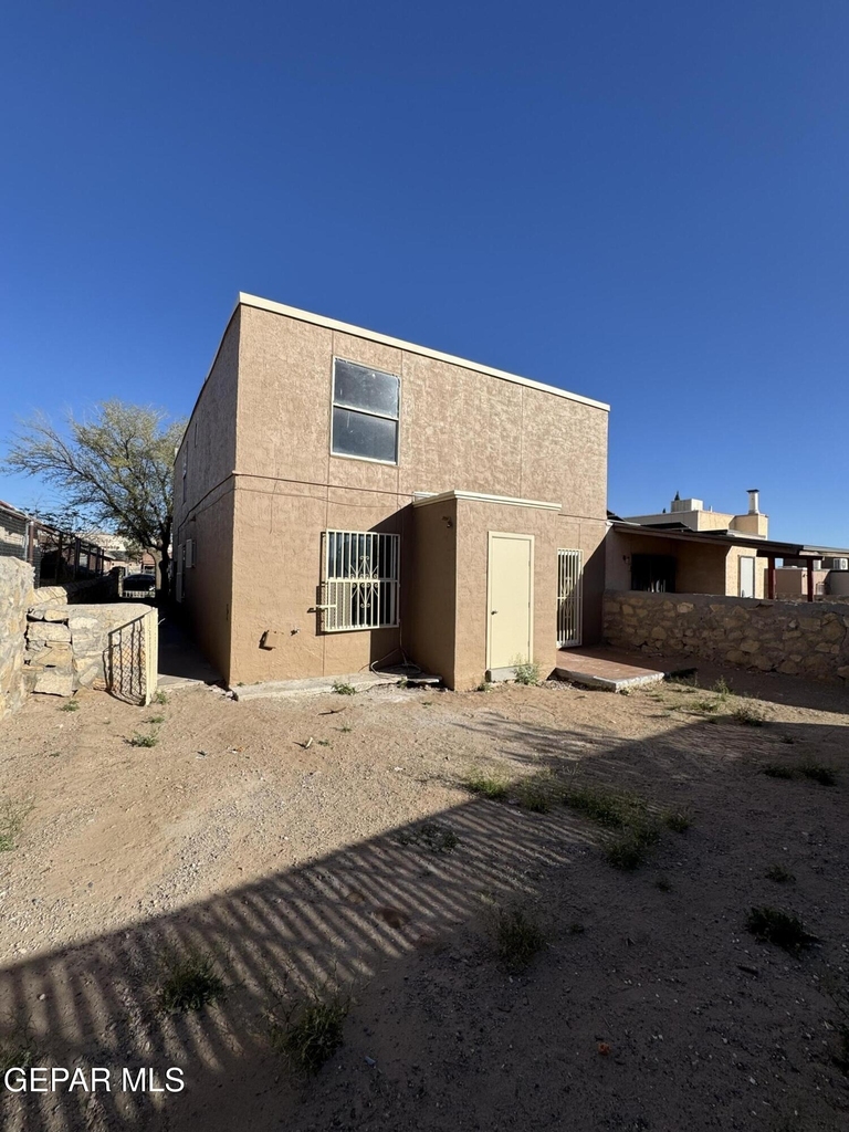 943 Montera Road - Photo 17