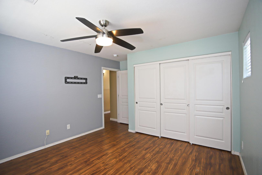 512 E Rainbow - Photo 26