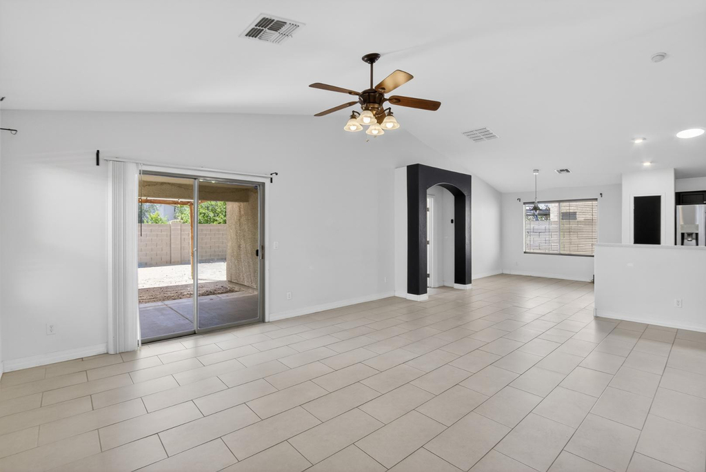 6550 S 44th Avenue - Photo 11