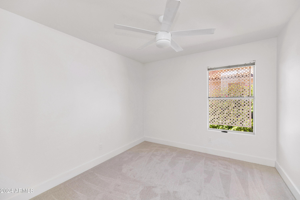 1706 E Windsong Drive - Photo 14