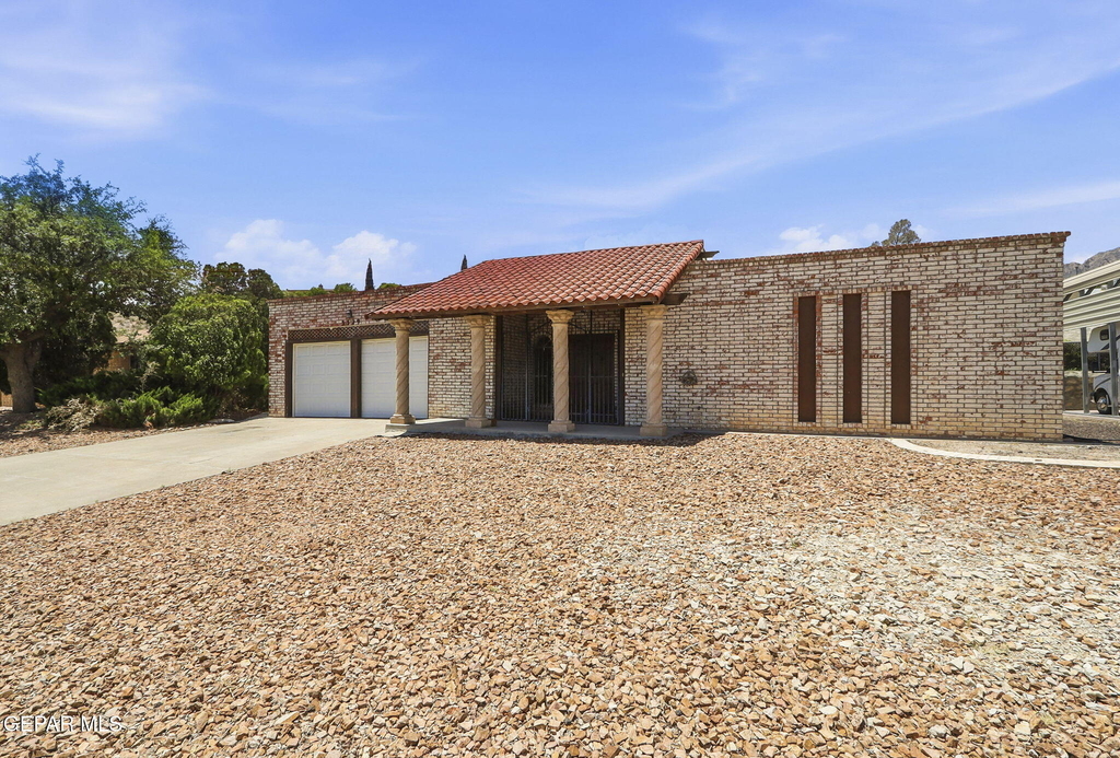 3329 Old Spanish Trail - Photo 2