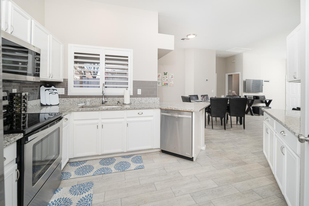 8164 W Zoe Ella - Photo 10