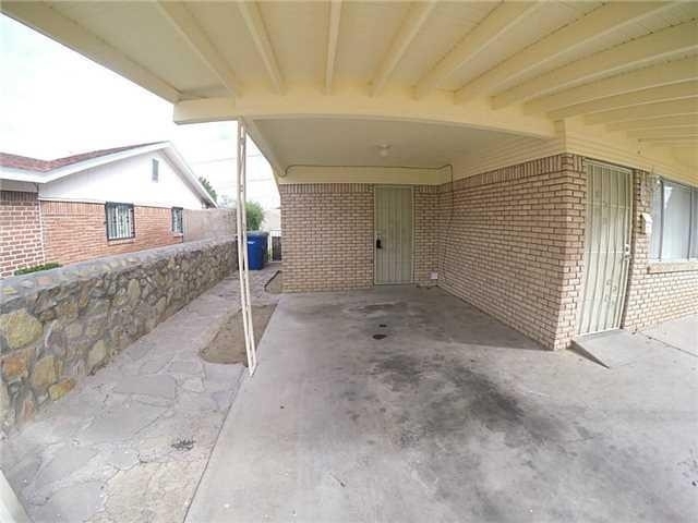 5725 Waycross Avenue - Photo 1