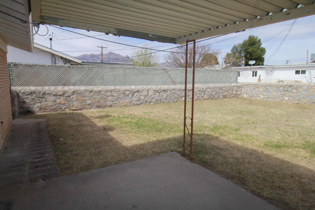 5725 Waycross Avenue - Photo 52