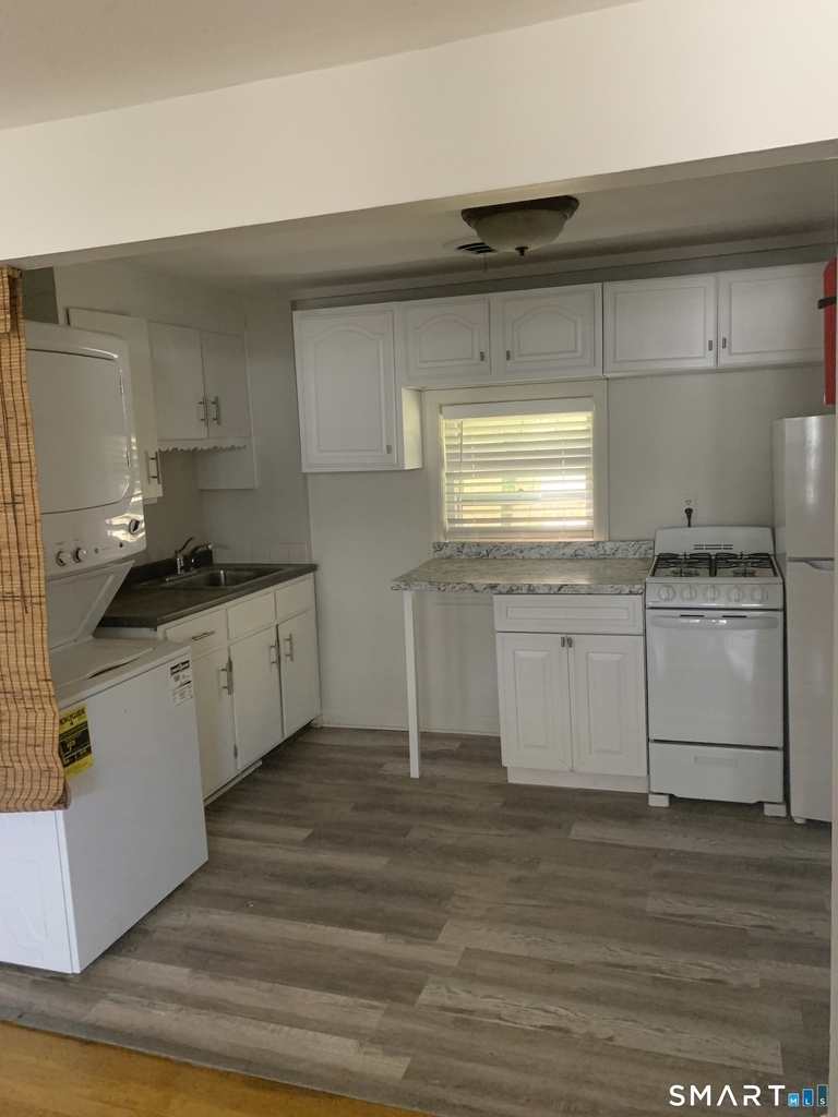 76 Hurd Street - Photo 14