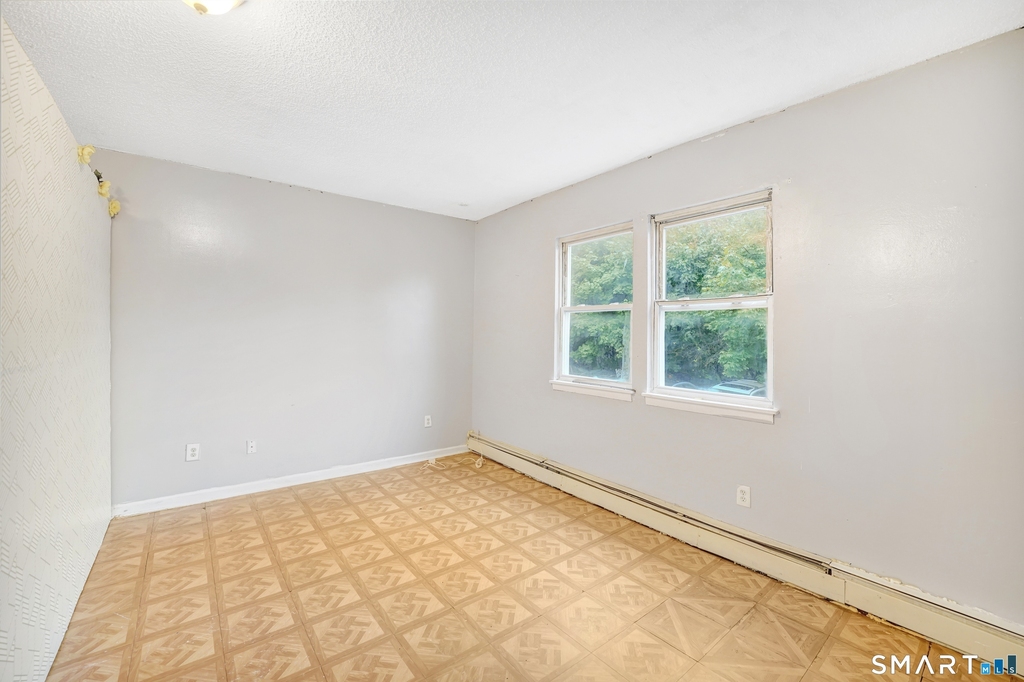 132 Locust Street - Photo 0